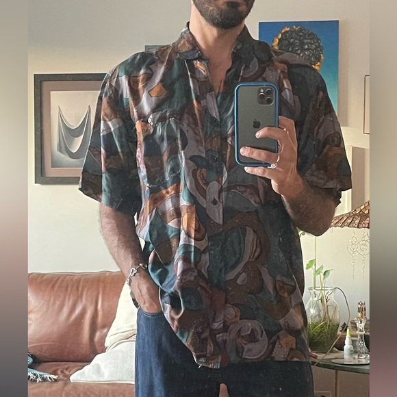 W&H. Men’s L. 100% Silk. Earth tones. Short Sleeve Button Down Shirt - Picture 8 of 8